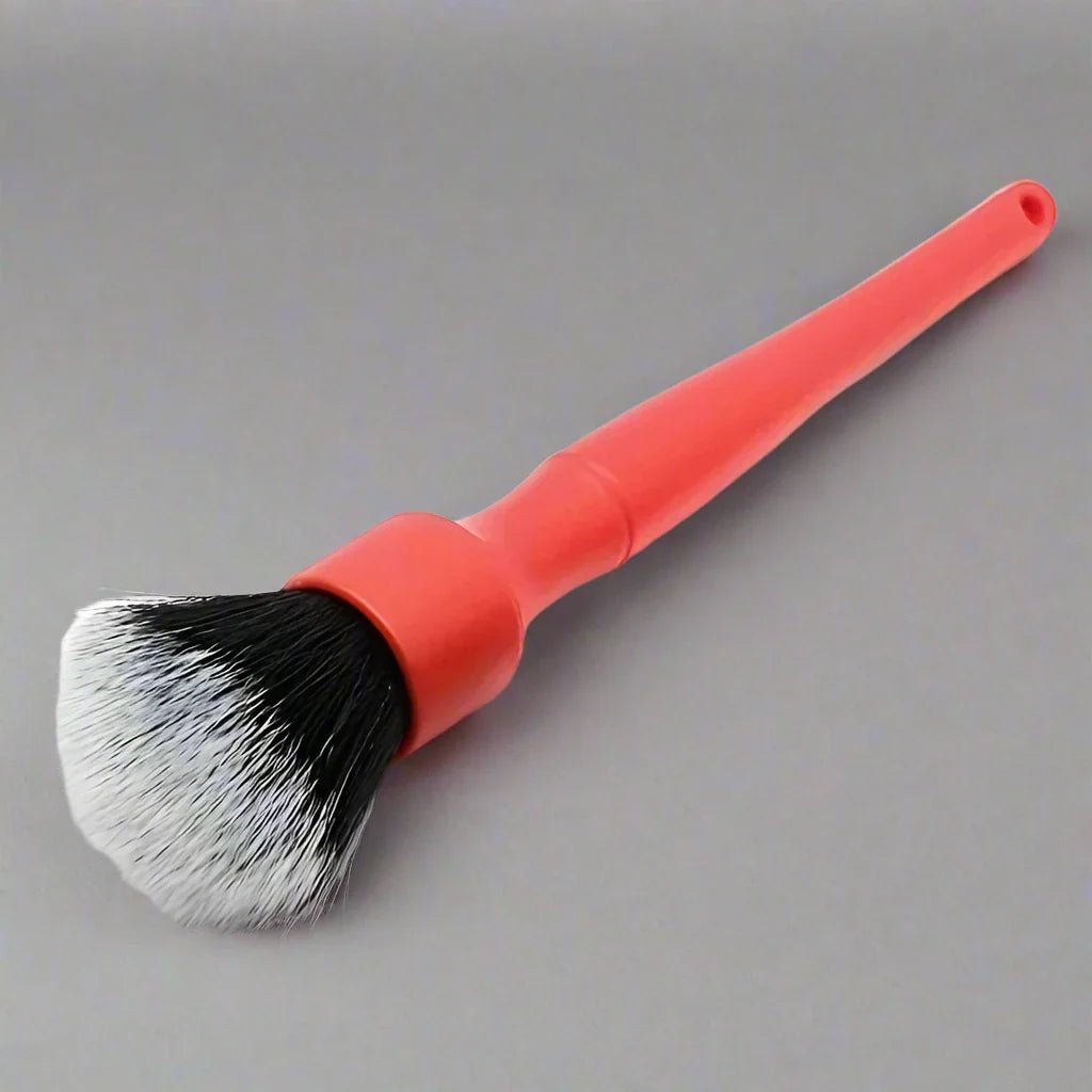 Brosse Nettoyage Voiture - CarUltraSoftBrush™ - Rouge - Produit Automobile SP